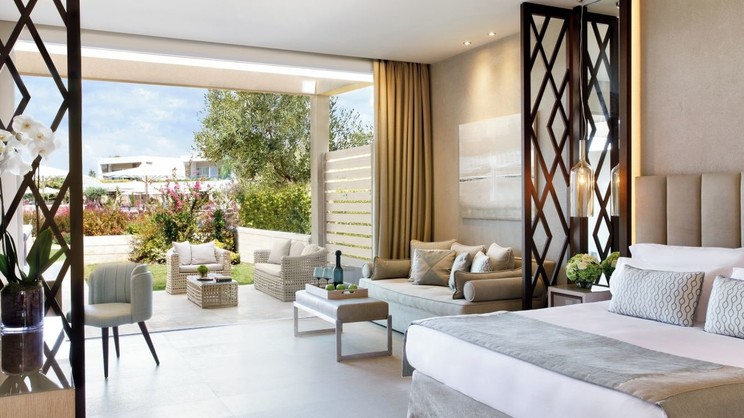 Junior Suite Private Garden Pool View